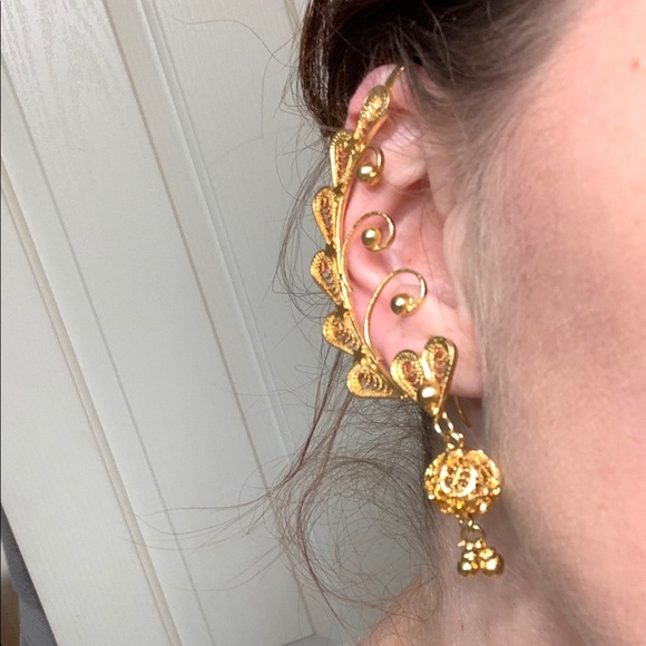 Vintage Jewelry - Vintage pair of ear climbers boho cuff filigree